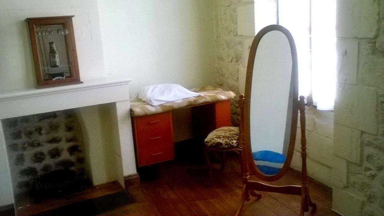 La Maison de l'Aubépin Saint-Savinien Exteriér fotografie